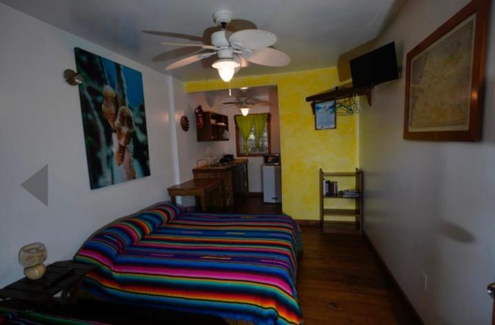 Sea Breeze Inn West End Ngoại thất bức ảnh